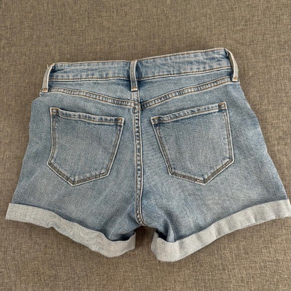 Old‎ Navy High Rise Denim Shorts Size 0 Roll Up Shorts 4 Buttons - Picture 10 of 11